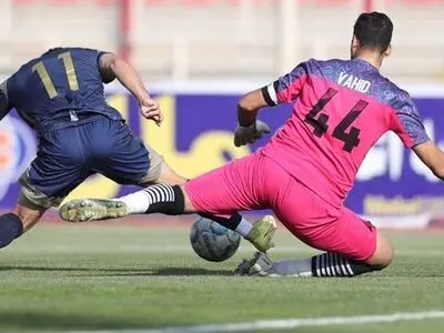 هفته هشتم لیگ یک| شکست چادرملو و شهر راز شیراز
