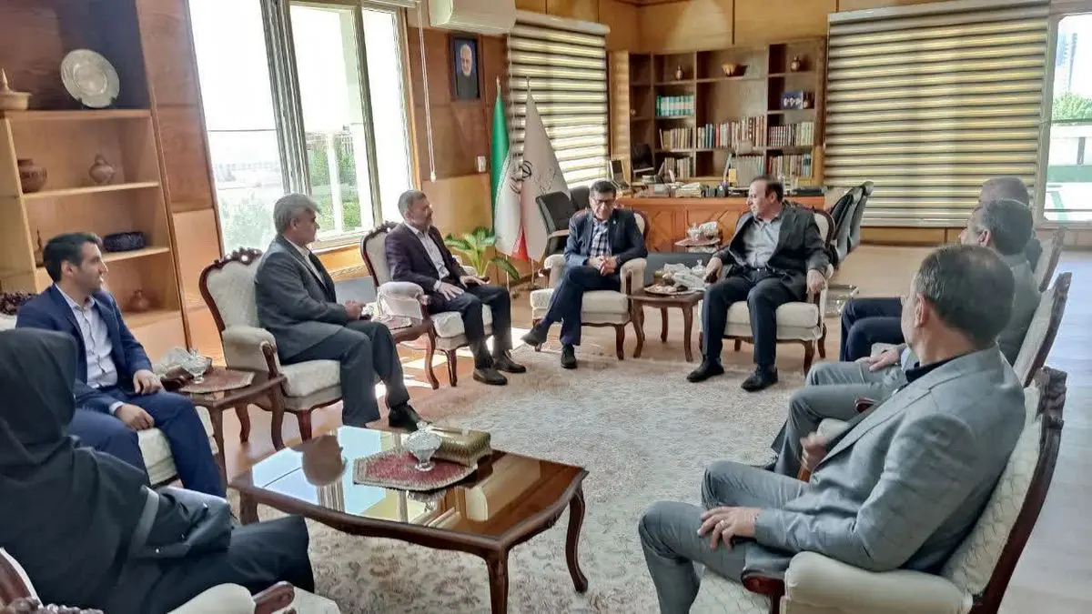 طلب ۲۳ میلیارد تومانی انتقال خون از دانشگاه علوم‌ پزشکی قزوین