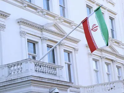 هیچکس از طرف سفارت ، نمایندگی یا وکالت برای پیگیری امور ایرانیان را ندارد