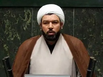 مجلس ساعت‌ها تصویب متناسب‌سازی و ساماندهی نیروهای شرکتی وقت صرف کرده اما اجرا نمی‌شود