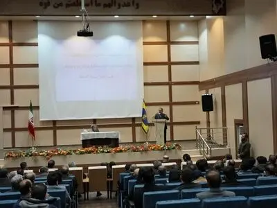 دستگاه‌های اجرایی برای رفع موانع صنایع استان همه تلاش خود را به کار بگیرند 