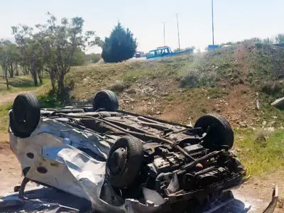 سقوط پژو 206 از پل جان راننده زن جوان را گرفت