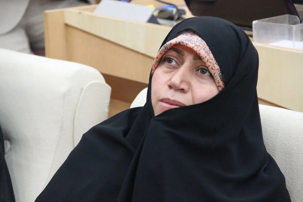گلایه از روحانی برای مخالفت با طرح‌های مجلس 