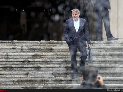 "اکسیدان" مجوزهای لازم را اخذ کرده/مشکل موسیقی پاپ به خاطر حواشی آن است/تحت تاثیر فشار‌ها و فضاسازی‌ها قرار نمی‌گیرم