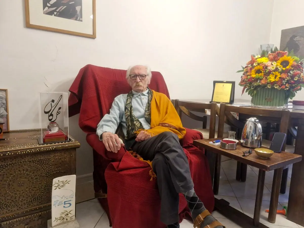 یادداشت بنیانگذار جایزه مهرگان برای محمود دولتآبادی+ بیانیه هیأت داوران