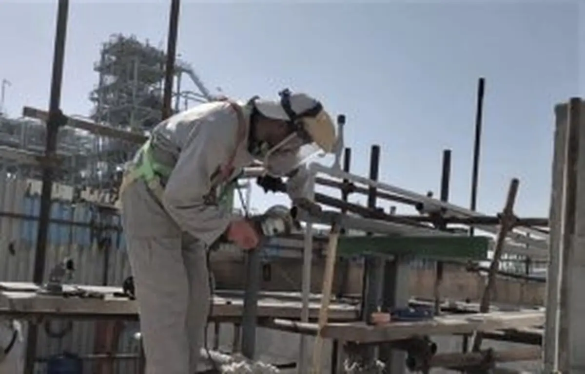 مصفاة النفط الرئيسية في طهران تزاول نشاطها كالمعتاد