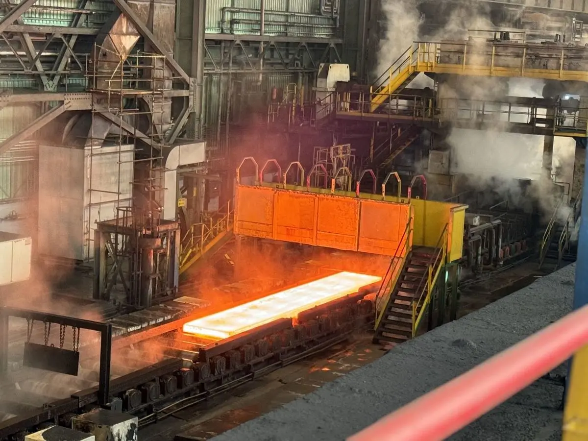 بازدید میدانی از خطوط تولید فولاد مبارکه؛ از ناحیه فولادسازی تا ورق گرم (گزارش تصویری)