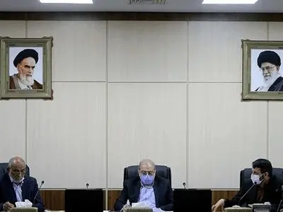عبدالملکی: ستون فقرات اجرای ابلاغیه رهبری تهیه بانک اطلاعاتی خانوار است/ مظفر: رهبر انقلاب برای دریافت گزارش اجرای ابلاغیه مهلت شش ماهه تعیین کردند/ مدیر سازمان تامین اجتماعی: باید سهم ۳درصدی دولت در صندوق افزایش یابد