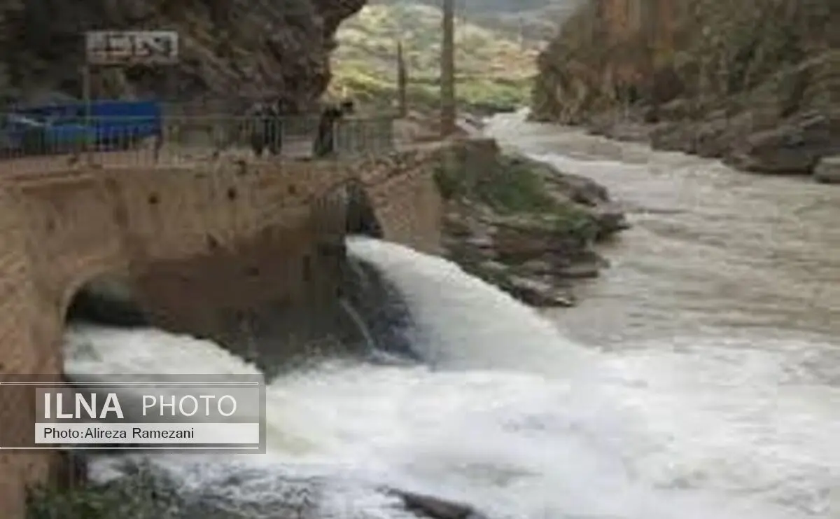 حفظ چشمه بل کاری شجاعانه بود 