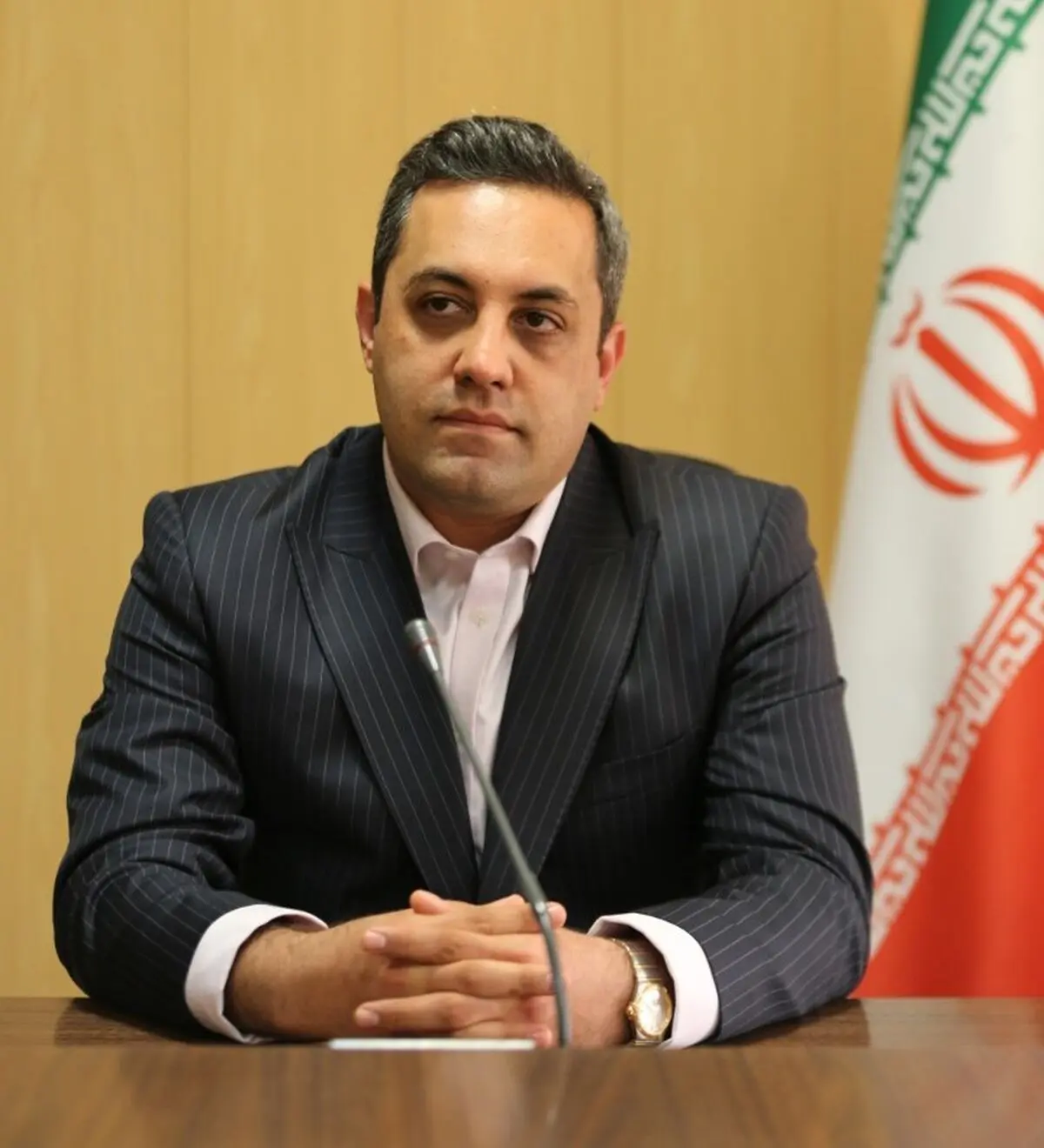 بانک مرکزی مانع واردات مواد اولیه و تجهیزات نشود