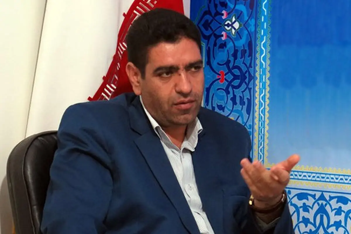 مشکلات وزارت کار با تغییر وزیر حل نمی‌شود/۶۰ تا ۷۰ درصد هزینه‌ صندوق‌های بازنشستگی از طریق دولت تامین می‌شود