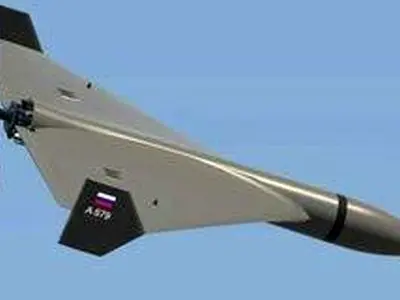 پهپاد انتحاری از بیخ گوش سربازان اوکراینی گذشت +فیلم