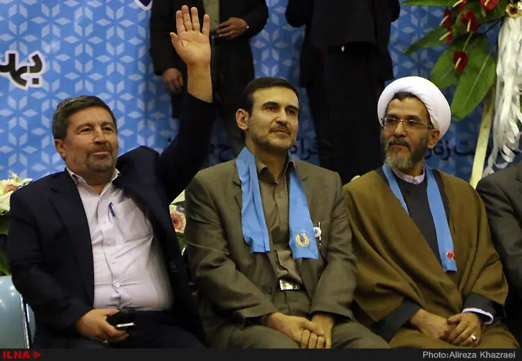 مجلسی می‌خواهیم که روی کسی سیمان نریزد 