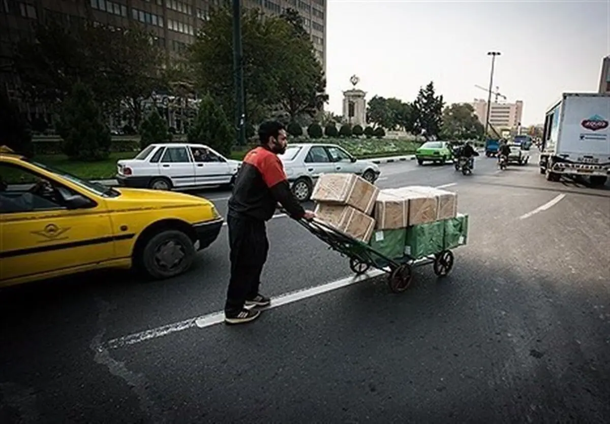 معوقات مزدی کارگران حمل و نقل بار و مسافر یاسوج همچنان ادامه دارد