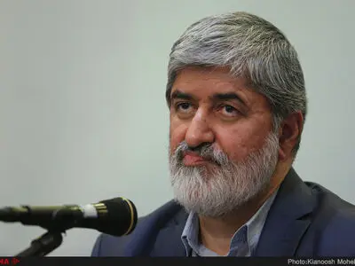 مطهری خواستار دفاع از خود در خصوص اتهام نشر اکاذیب شد