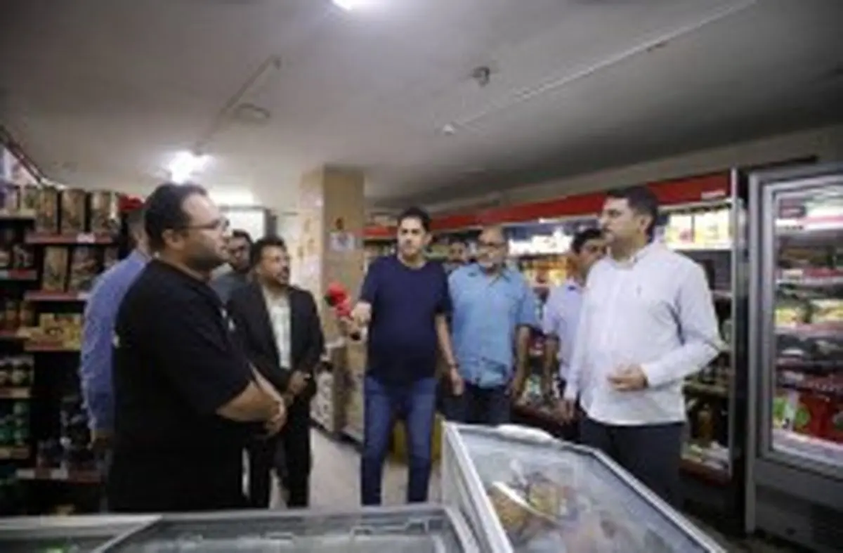 بازدید میدانی مدیرعامل منطقه آزاد کیش از مراکز درمانی و تأمین کالا با همراهی رسانه‌ها