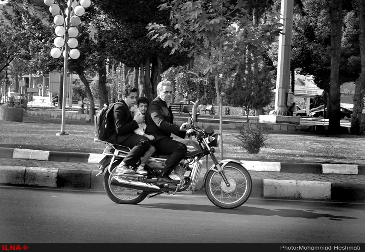 تصادف ۲ موتورسیکلت در بهارستان ۵ مصدوم برجا گذاشت