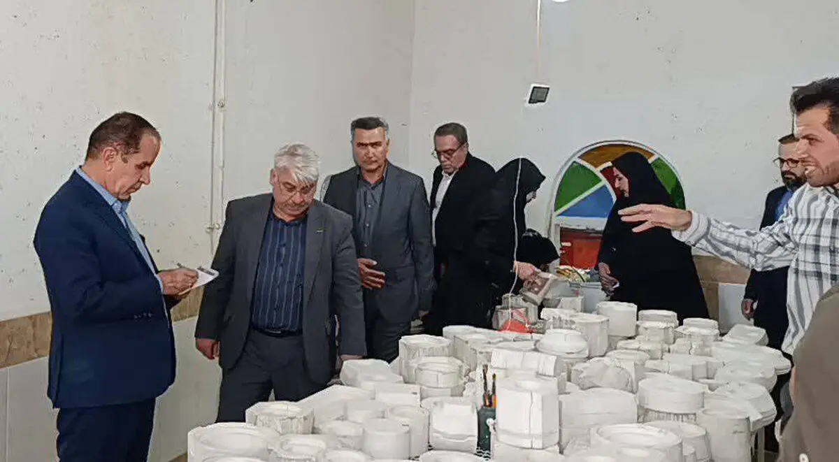 افتتاح کارگاه صنایع دستی سرامیک سنتی در کازرون 