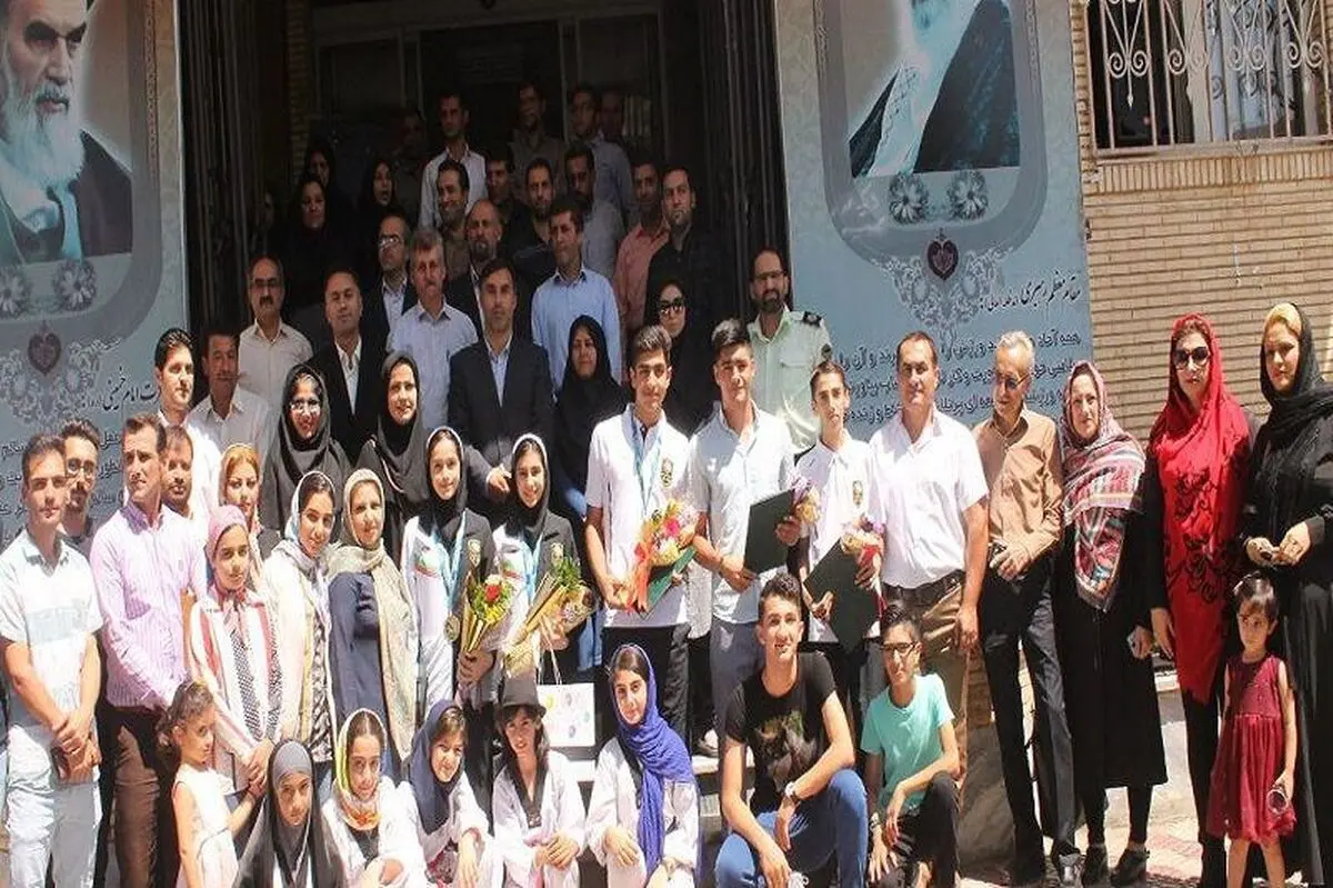 تجلیل از مدال آوران قزوینی در مسابقات جهانی تکواندو نونهالان