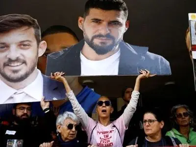 إعلام عبري يتحدث عن مبادرة أمريكية لإطلاق سراح 10 أسرى أحياء بغزة 