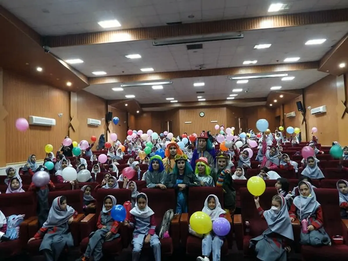 جشنواره «کودکان شهر شیراز، دوستداران محیط زیست» در شیراز برگزار شد