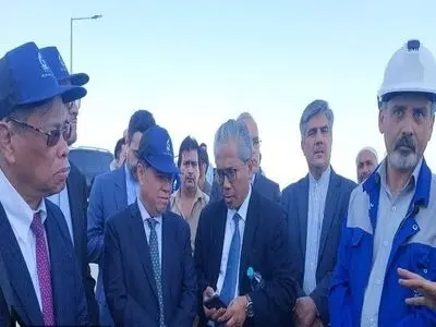 سفراء الدول الأعضاء في الآسيان لدى ايران يزورون منطقة تشابهار التجارية