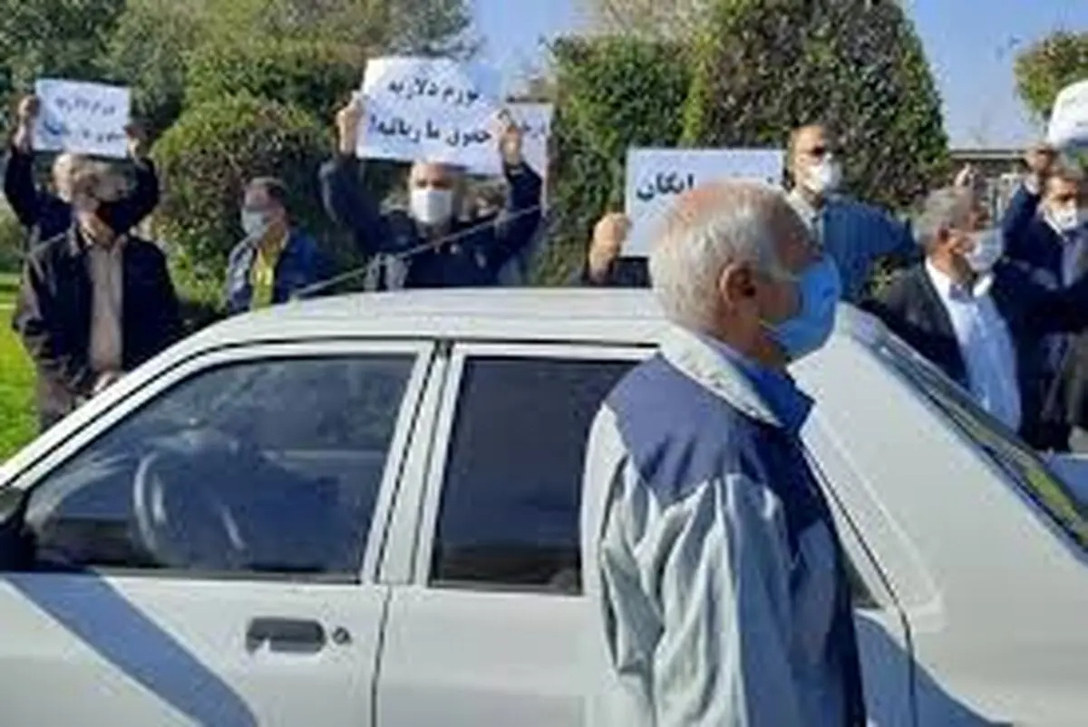 نگذارید بازنشسته‌ها هر روز برای مطالبه‌گری به خیابان‌ها بیایند/ معیشت بازنشستگان به سختی می‌گذرد 