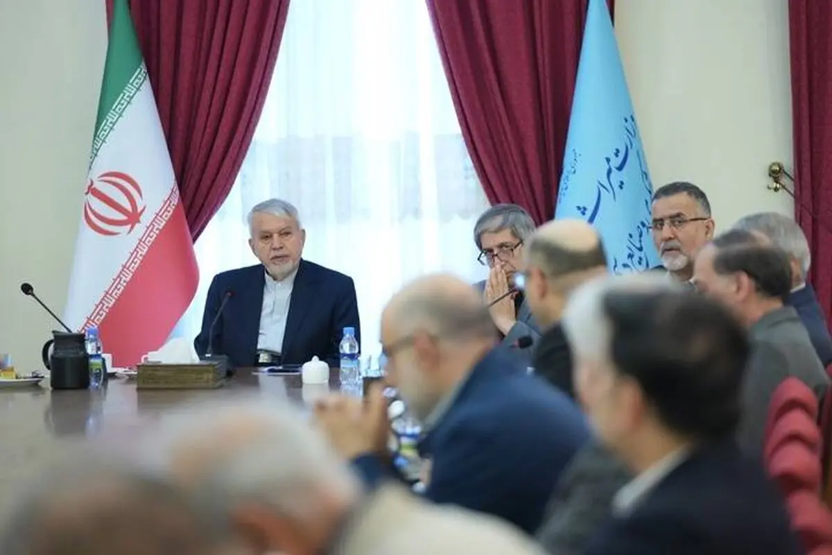 فاجعه مدرسه «میناب» به یک گفتمان فرهنگی و هنری فراگیر تبدیل شود/ در دوره پساجنگ، همه برنامه‌های فرهنگی را بر محور «ایران» بازطراحی می‌کنیم