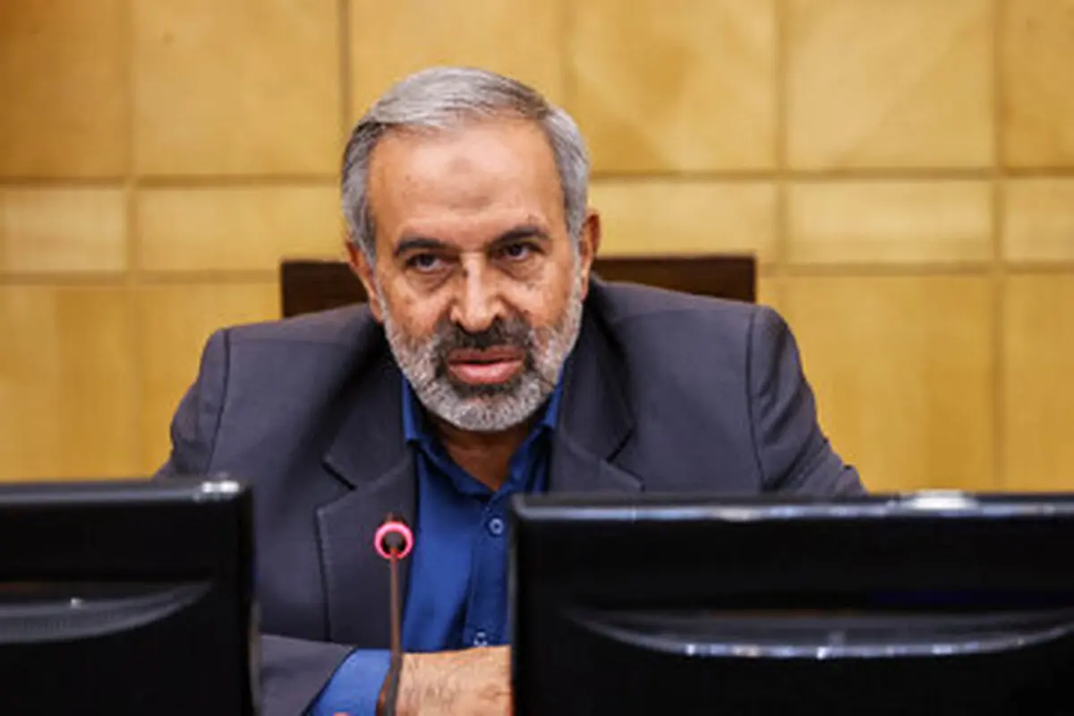 نشست فوق‌العاده مجمع نمایندگان تهران برای پیگیری مطالبات اصناف و بازاریان