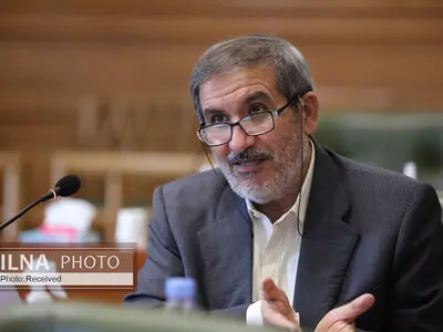 با انتصاب بستگان شورائیان در سمت‌های مدیریتی مخالفم/ پرداخت حقوق به همه افراد باید بر مبنای قانون باشد و ایجاد شبهه نکند
