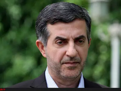 مشایی: می‌خواهم با کت و شلوار از خودم دفاع کنم/ قاضی: ارتباط خود با جاسوسان انگلیس و اسرائیل را توضیح دهید  