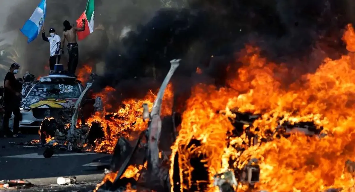 LA has a curfew in place and is arresting protesters