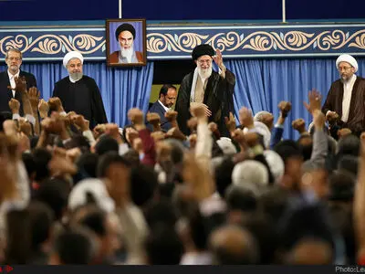 دیدار مسئولان، سفرای کشورهای اسلامی و جمعی از اقشار مختلف مردم با رهبر انقلاب
