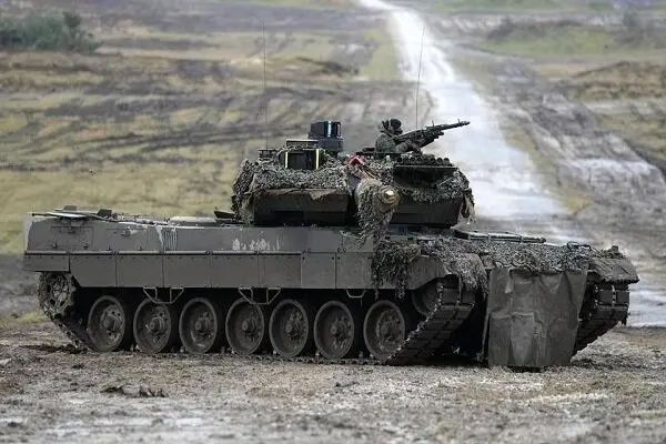 مخالفت سوئیس با ارسال تانک‌های لئوپارد به اوکراین