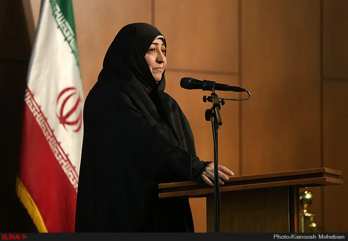 کارگران برای سهم داشتن در قدرت باید تلاش کنند/ فقط نمایندگان کارگری مطالبات جامعه کارگری و بازنشسته را دنبال می‌کنند/ اگر قدرت در دست کارگران باشد مردم می‌توانند راحت‌تر زندگی کنند 