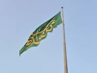 گوربند زیر سایه پرچم متبرک رضوی؛ همبستگی مردم میناب در دهه کرامت