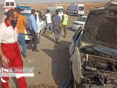 واژگونی وانت مزدا در الموت غربی یک کشته و ۳ مجروح برجا گذاشت