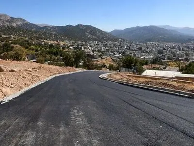 لکه‌گیری و روکش آسفالت بیش از ۲۸۹ کیلومتر از محورهای مواصلاتی آذربایجان‌غربی
