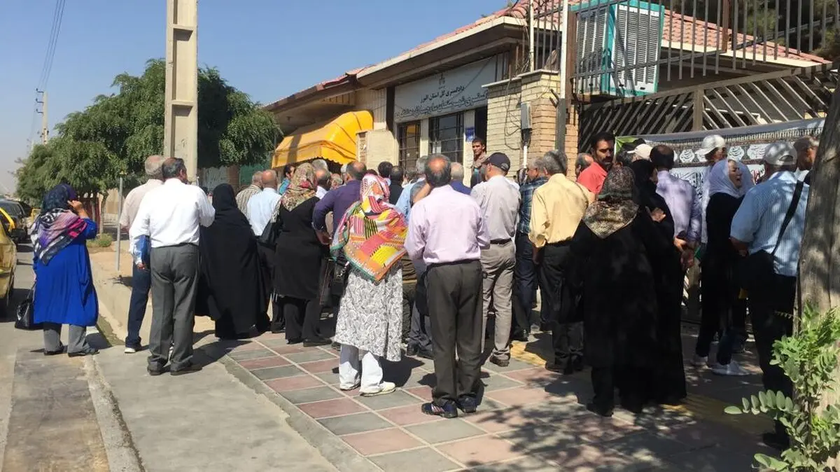 اعتراض اعضای تعاونی مسکن کارگران برق تهران به عدم دریافت زمین‌های خود