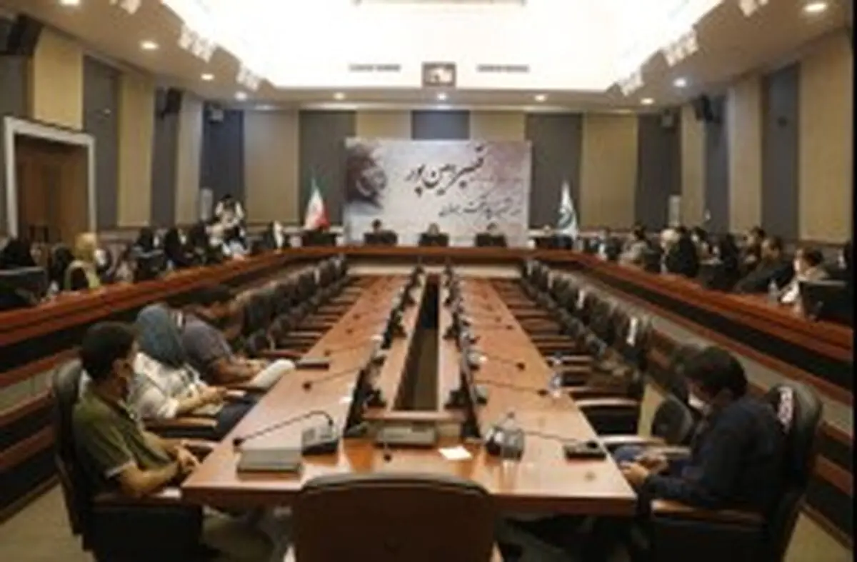 گفت‌وگو شاخصه‌ی شعر قیصر و معجزه‌ی زیباتر کردن جزیره کیش است