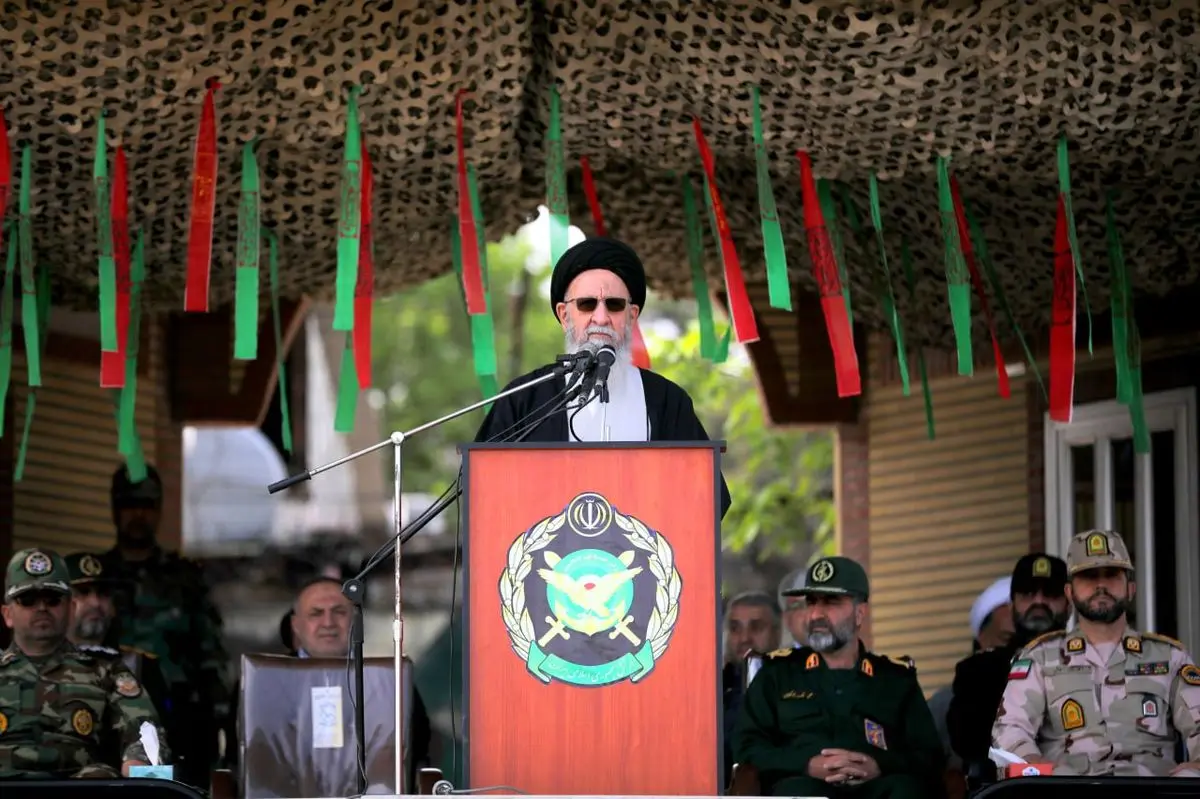 امروز ارتش جمهوری اسلامی ایران در جایگاه بسیار خوبی قرار دارد
