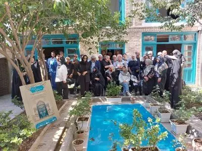 قلم، سنت و روشنفکری دوباره به هم رسیدند