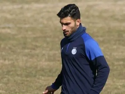 حامدی‌فر علیه قهرمانی گرفتن استقلال