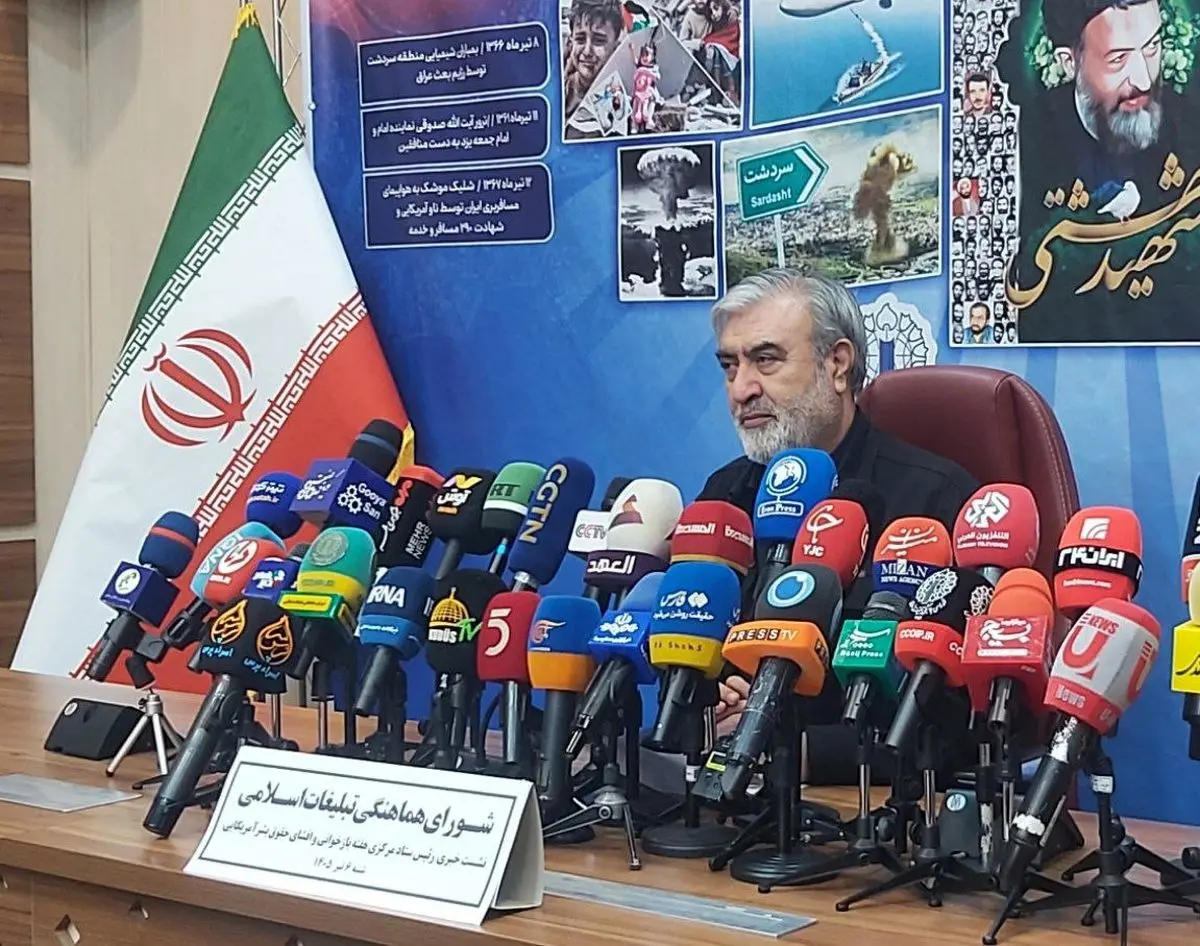 عزیزی: هرگونه رفتار آمریکا با پاسخ قاطع ایران روبه‌رو می‌شود/ هیچ کانال ارتباطی مستقیم با واشنگتن وجود ندارد