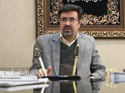هرگونه توسعه قانون خارج از فرایندهای قانونگذاری، بدعت خطرناکی است
