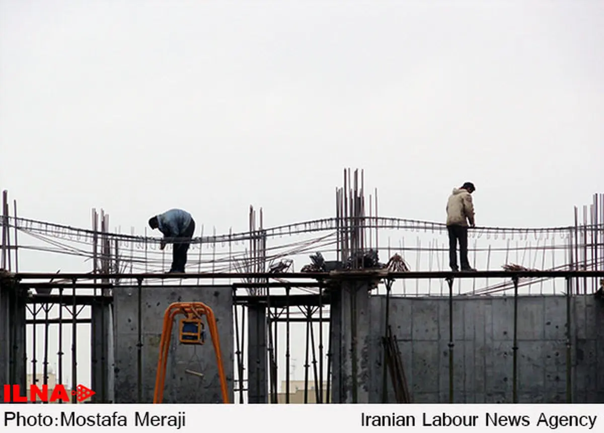 دیگر کارگر ساختمانی پشت خطِ بیمه نخواهیم داشت/طرحی برای پایداری منابع مالی تامین اجتماعی آماده کرده‌ایم