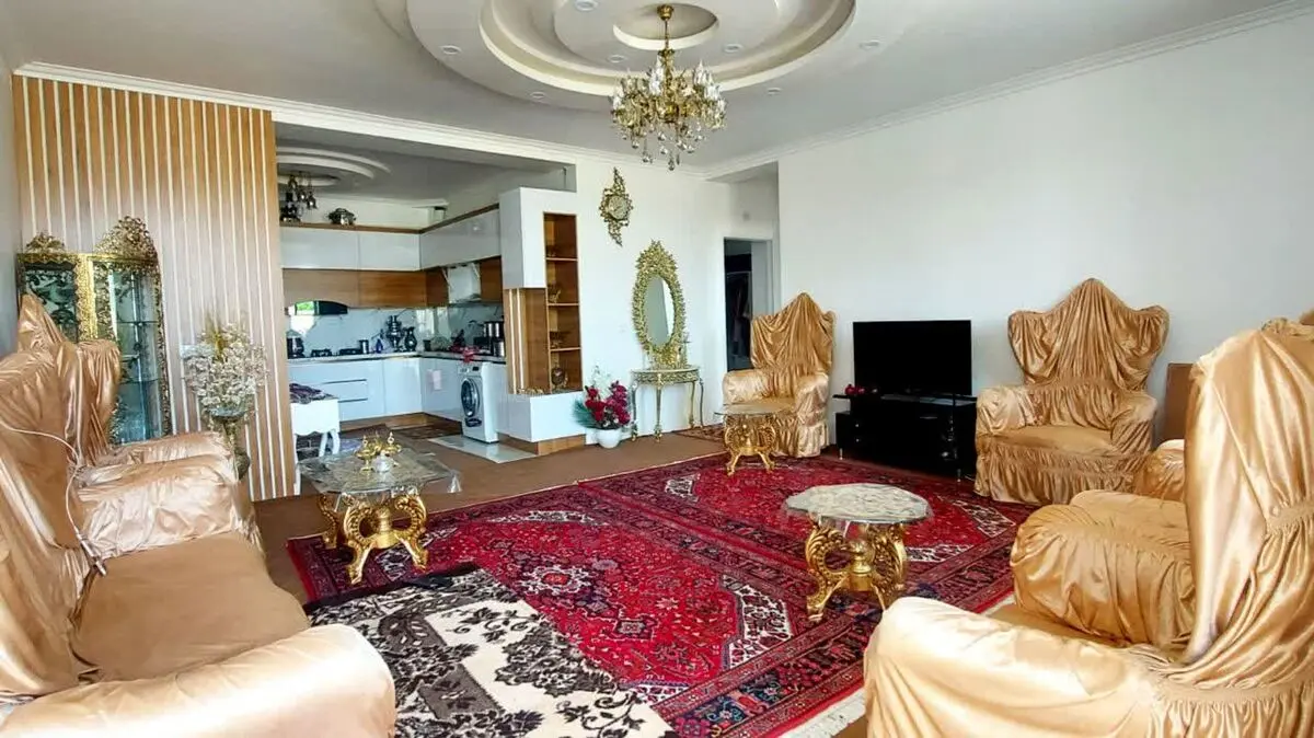 تحویل ۳۰۰ واحد مسکونی بازسازی شده در زلزله خوی به مالکان