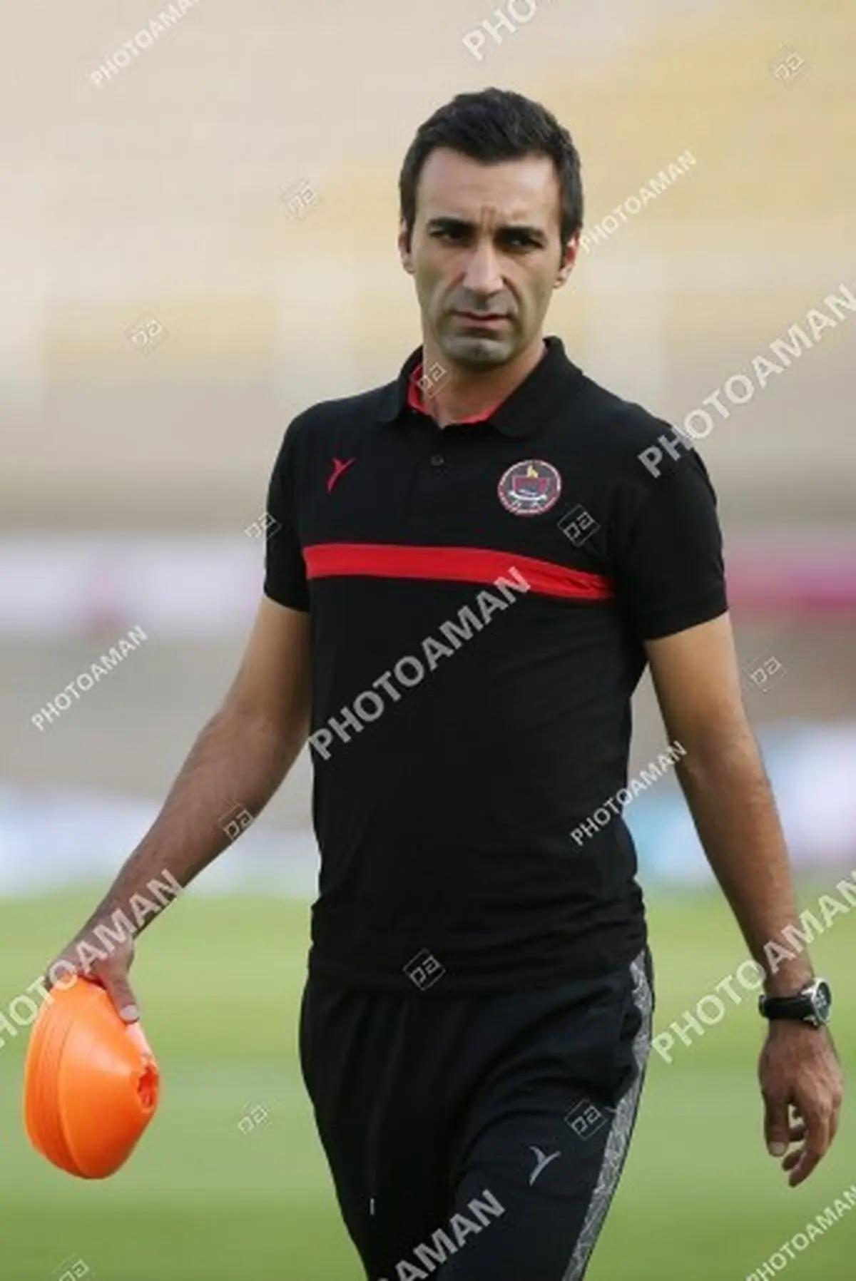 بازگشت مربی پرسپولیسی به لیگ یک