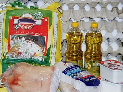 توزیع 169 سبد غذایی در بین مادران باردار روستایی در تکاب
