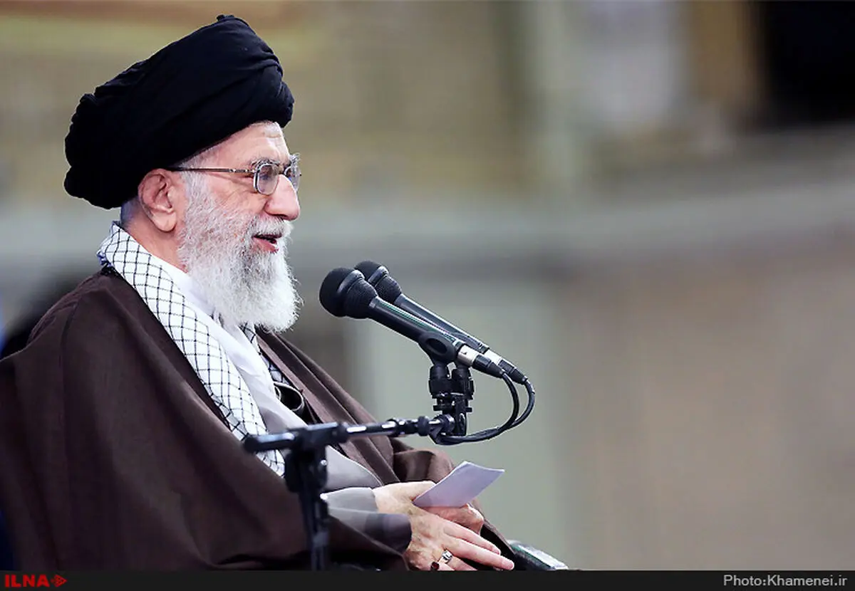 رهبر انقلاب: تا مدت‌ها بعد از ۲۲ بهمن بارها به این فکر می‌افتادم که ما خوابیم یا بیدار